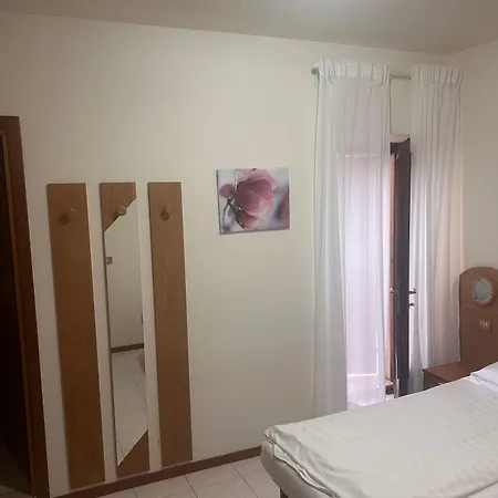 E Ristorante Cassone Ξενοδοχείο