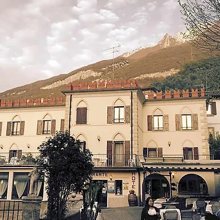 E Ristorante Cassone 2*
