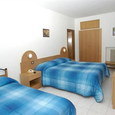 E Ristorante Cassone فندق