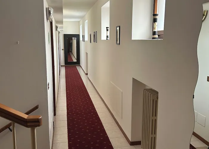 E Ristorante Cassone Hotell 2*