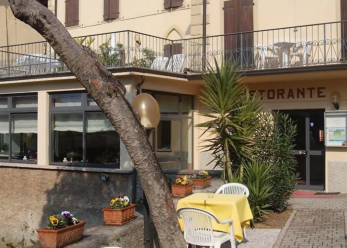 Hotel E Ristorante Cassone 2*