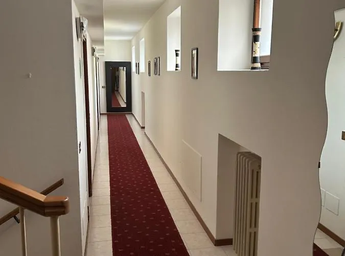 E Ristorante Cassone Hotel 2*